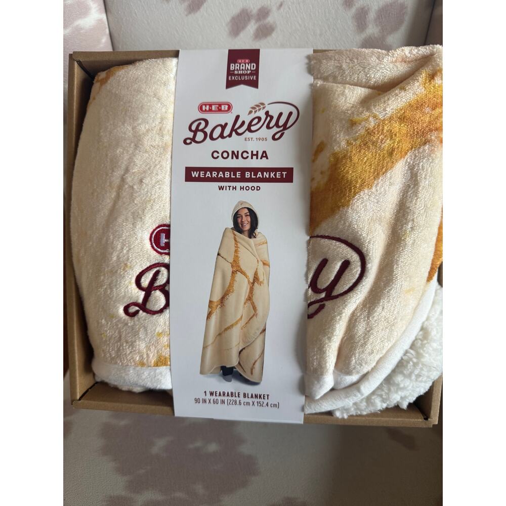 H‑E‑B Brand Shop Bakery Concha Hooded Throw Blanket 90" x 60"
